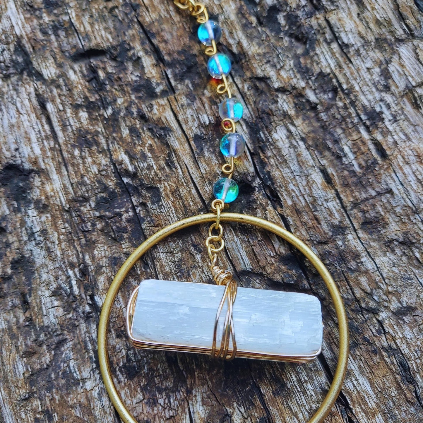 birthday gift for sister: selenite aura quartz suncatcher with crystals, home decor wind chime